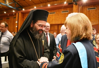 Ο ΣΕΒΑΣΜΙΩΤΑΤΟΣ ΣΤΗΝ ΤΕΛΕΤΗ ΑΝΑΓΟΡΕΥΣΕΩΣ ΤΗΣ ΠΡΟΕΔΡΟΥ ΤΗΣ ΔΗΜΟΚΡΑΤΙΑΣ ΩΣ ΕΠΙΤΙΜΟΥ ΔΙΔΑΚΤΟΡΟΣ ΤΟΥ ΔΗΜΟΚΡΙΤΕΙΟΥ ΠΑΝΕΠΙΣΤΗΜΙΟΥ ΘΡΑΚΗΣ Ο ΣΕΒΑΣΜΙΩΤΑΤΟΣ ΣΤΗΝ ΤΕΛΕΤΗ ΑΝΑΓΟΡΕΥΣΕΩΣ ΤΗΣ ΠΡΟΕΔΡΟΥ ΤΗΣ ΔΗΜΟΚΡΑΤΙΑΣ ΩΣ ΕΠΙΤΙΜΟΥ ΔΙΔΑΚΤΟΡΟΣ ΤΟΥ ΔΗΜΟΚΡΙΤΕΙΟΥ ΠΑΝΕΠΙΣΤΗΜΙΟΥ ΘΡΑΚΗΣ