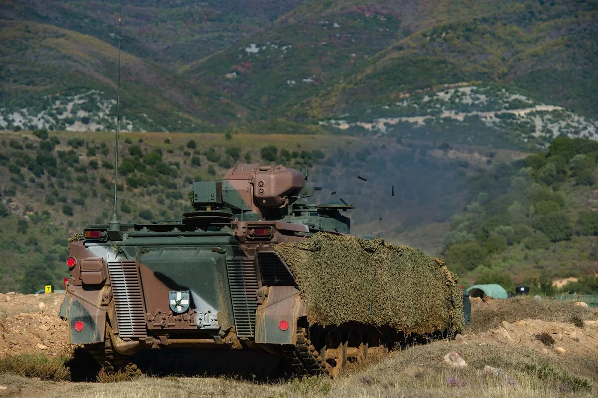 Βολές τεθωρακισμένων οχημάτων Μάχης και αρμάτων στο Πετροχώρι Ξάνθης Βολές τεθωρακισμένων οχημάτων Μάχης και αρμάτων στο Πετροχώρι Ξάνθης
