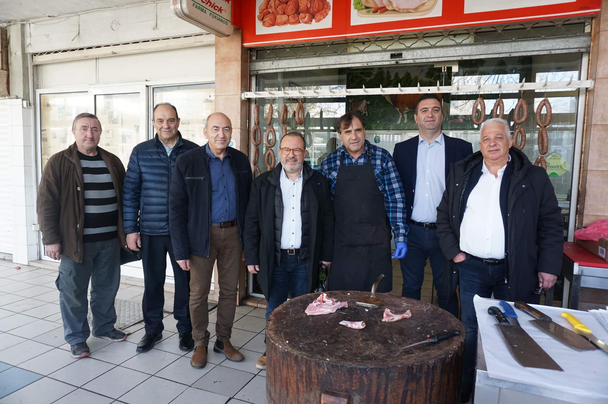 Κομοτηνή: Επίσκεψη Δημάρχου και δημοτικών συμβούλων στη Δημοτική Αγορά της πόλης (φωτος) Κομοτηνή: Επίσκεψη Δημάρχου και δημοτικών συμβούλων στη Δημοτική Αγορά της πόλης (φωτος)