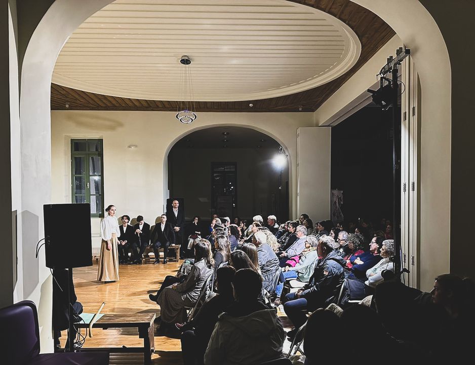 Δημοτική Βιβλιοθήκη Κομοτηνής: Ανέβηκε η θεατρική παράσταση”Ο Καραθεοδωρή με τους κορυφαίους επιστήμονες του 20ου αιώνα» (φωτος) Δημοτική Βιβλιοθήκη Κομοτηνής: Ανέβηκε η θεατρική παράσταση”Ο Καραθεοδωρή με τους κορυφαίους επιστήμονες του 20ου αιώνα» (φωτος)
