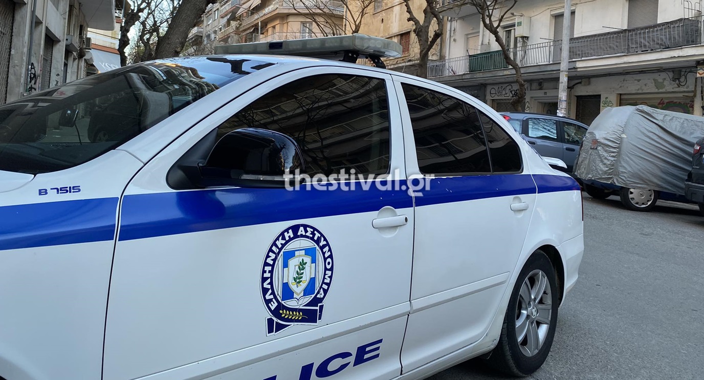 Θεσσαλονίκη: Πατέρας και γιος βρέθηκαν νεκροί περίπου 10 ημερών Θεσσαλονίκη: Πατέρας και γιος βρέθηκαν νεκροί περίπου 10 ημερών