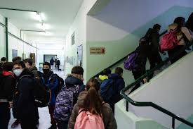 Επιστροφή στα Σχολεία: Συστάσεις από τον ΕΟΔΥ για κορονοϊό, γρίπη και λοιμώξεις αναπνευστικού Επιστροφή στα Σχολεία: Συστάσεις από τον ΕΟΔΥ για κορονοϊό, γρίπη και λοιμώξεις αναπνευστικού
