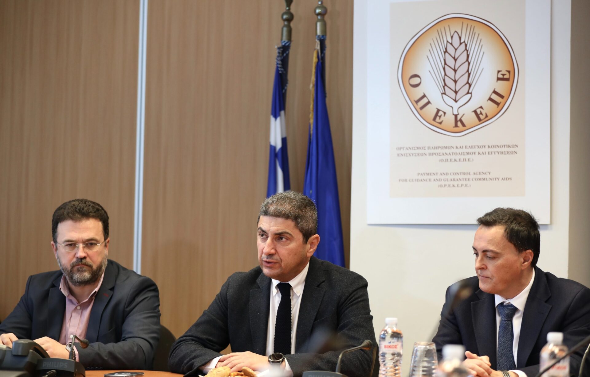 Κίνημα Δημοκρατίας : “…ο Κ. Μητσοτάκης στην ανασκόπησή του, για το θέμα του ΟΠΕΚΕΠΕ μάς είπε «αποτύχαμε” Κίνημα Δημοκρατίας : “…ο Κ. Μητσοτάκης στην ανασκόπησή του, για το θέμα του ΟΠΕΚΕΠΕ μάς είπε «αποτύχαμε”