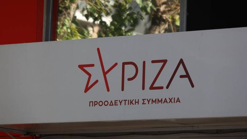 Πολιτικό ματ εξ αποκαλύψεως