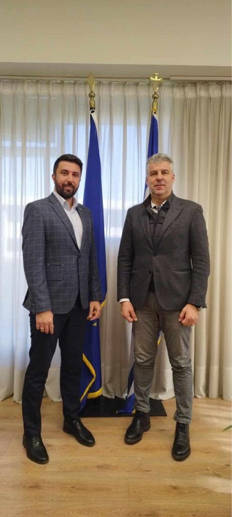 Τον Περιφερειάρχη Ανατολικής Μακεδονίας και Θράκης επισκέφτηκε ο Βουλευτής της Νέας Αριστεράς Οζγκιούρ Φερχάτ Τον Περιφερειάρχη Ανατολικής Μακεδονίας και Θράκης επισκέφτηκε ο Βουλευτής της Νέας Αριστεράς Οζγκιούρ Φερχάτ