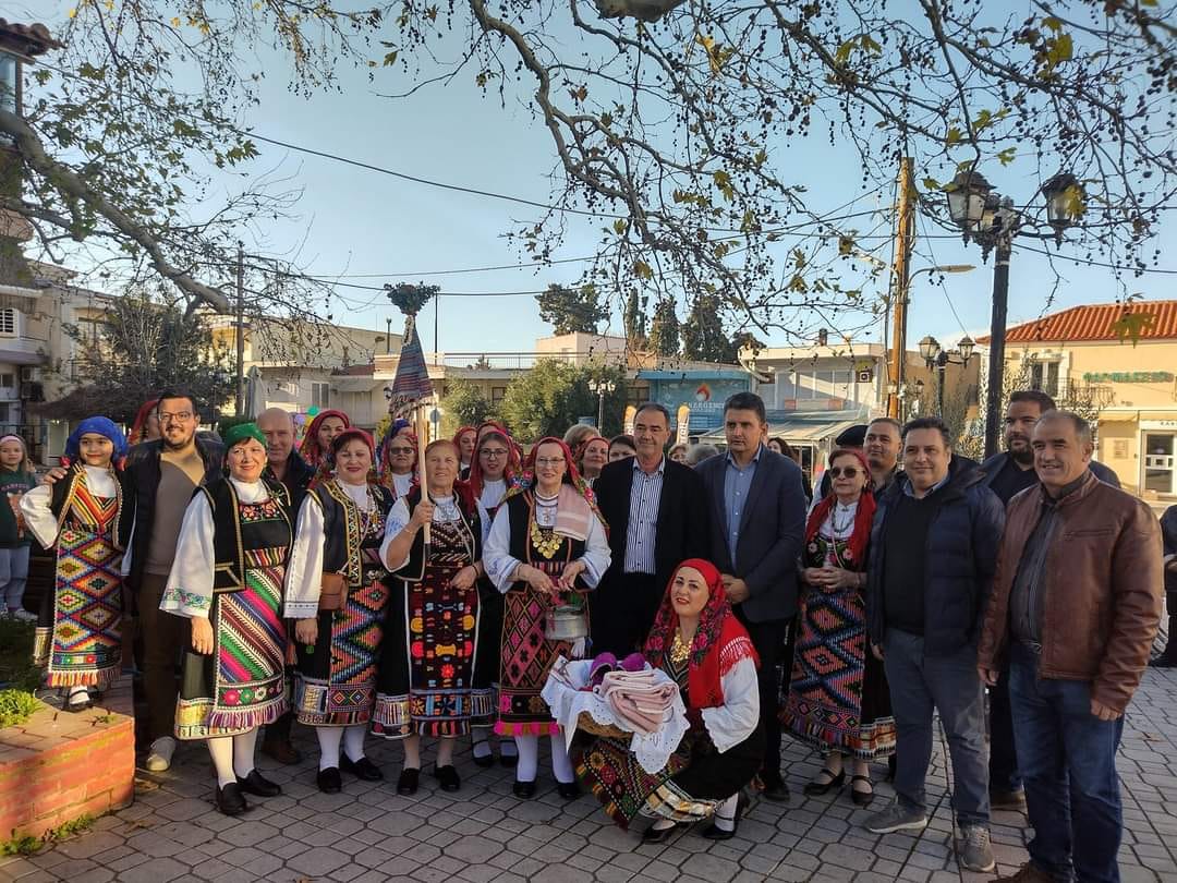 Αναβίωσαν τα έθιμα της “Μπάμπως” στην Ξυλαγανή και της “Γυναικοκρατίας” στην Κρωβύλη Ροδόπης (φωτος) Αναβίωσαν τα έθιμα της “Μπάμπως” στην Ξυλαγανή και της “Γυναικοκρατίας” στην Κρωβύλη Ροδόπης (φωτος)