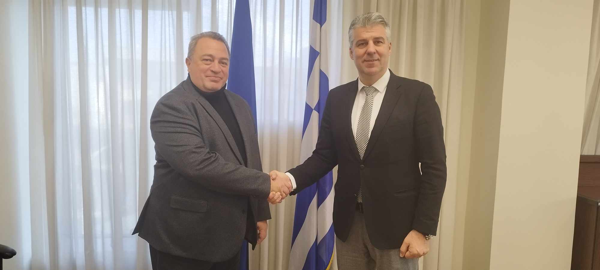 Συνάντηση του Περιφερειάρχη ΑΜΘ με τον βουλευτή Ροδόπης της Νέας Δημοκρατίας Ευριπίδη Στυλιανίδη Συνάντηση του Περιφερειάρχη ΑΜΘ με τον βουλευτή Ροδόπης της Νέας Δημοκρατίας Ευριπίδη Στυλιανίδη