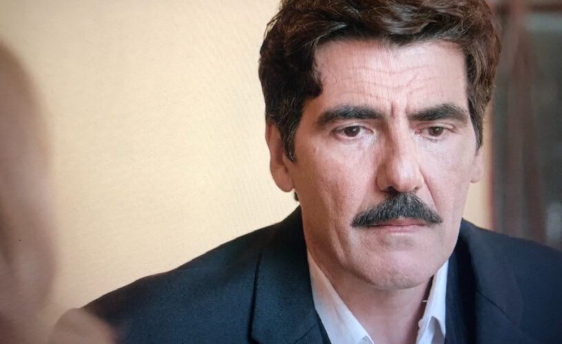 Έρωτας Φυγάς: Σπάσιμο νεύρων στον Ιάσωνα- Αυτός του σκάβει το λάκκο! Έρωτας Φυγάς: Σπάσιμο νεύρων στον Ιάσωνα- Αυτός του σκάβει το λάκκο!