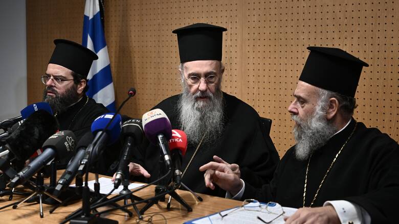 Δ.Ι.Σ: Ομόφωνο «όχι» σε γάμο και τεκνοθεσία ομόφυλων ζευγαριών Δ.Ι.Σ: Ομόφωνο «όχι» σε γάμο και τεκνοθεσία ομόφυλων ζευγαριών