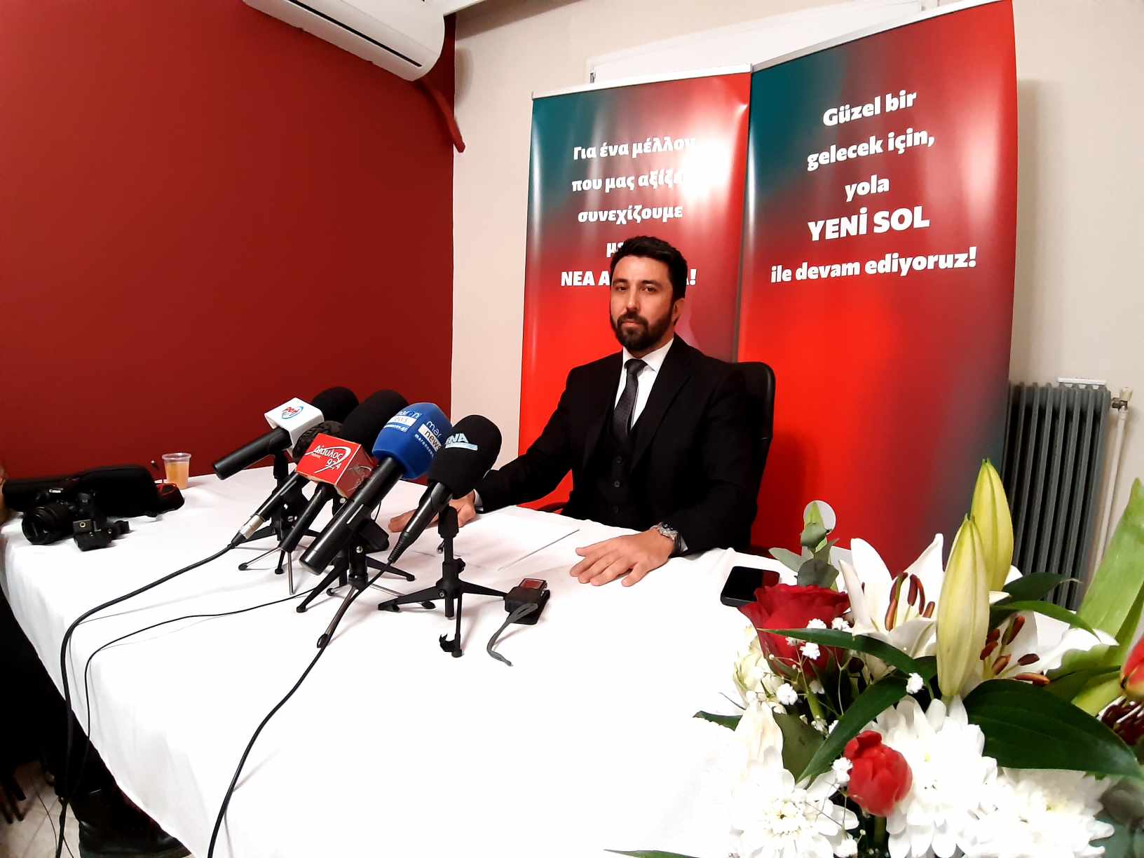Οζγκιούρ Φερχάτ: Εγκαίνια του πολιτικού του γραφείου στην Κομοτηνή και συνέντευξη εφ’ όλης της ύλης στα τοπικά ΜΜΕ (video)