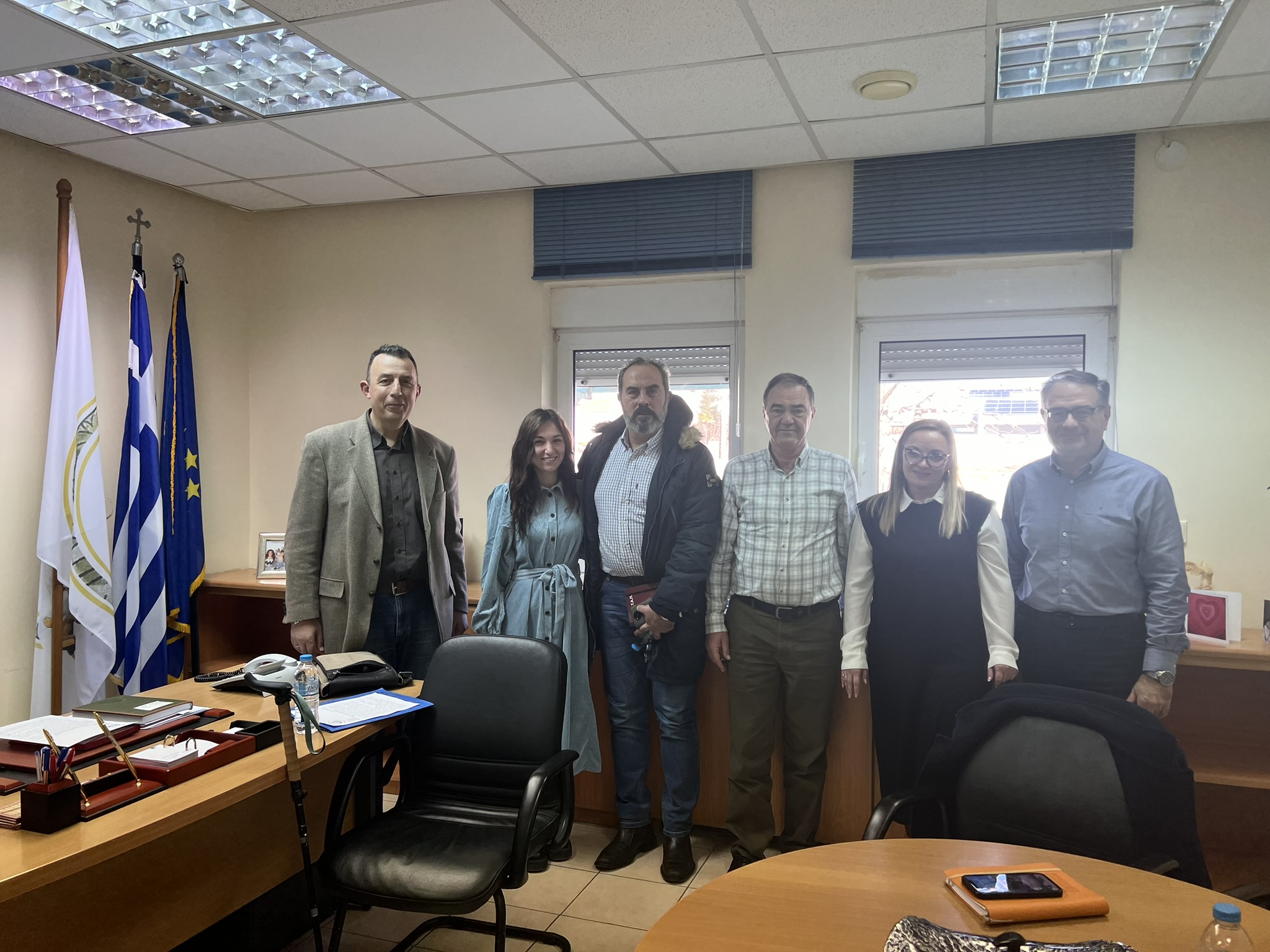Το Σωματείο Ατόμων με Αναπηρία Π.Ε. Ροδόπης επισκέφτηκε τον δήμαρχο Μαρώνειας-Σαπών, Απόστολο Ιωάννου Το Σωματείο Ατόμων με Αναπηρία Π.Ε. Ροδόπης επισκέφτηκε τον δήμαρχο Μαρώνειας-Σαπών, Απόστολο Ιωάννου