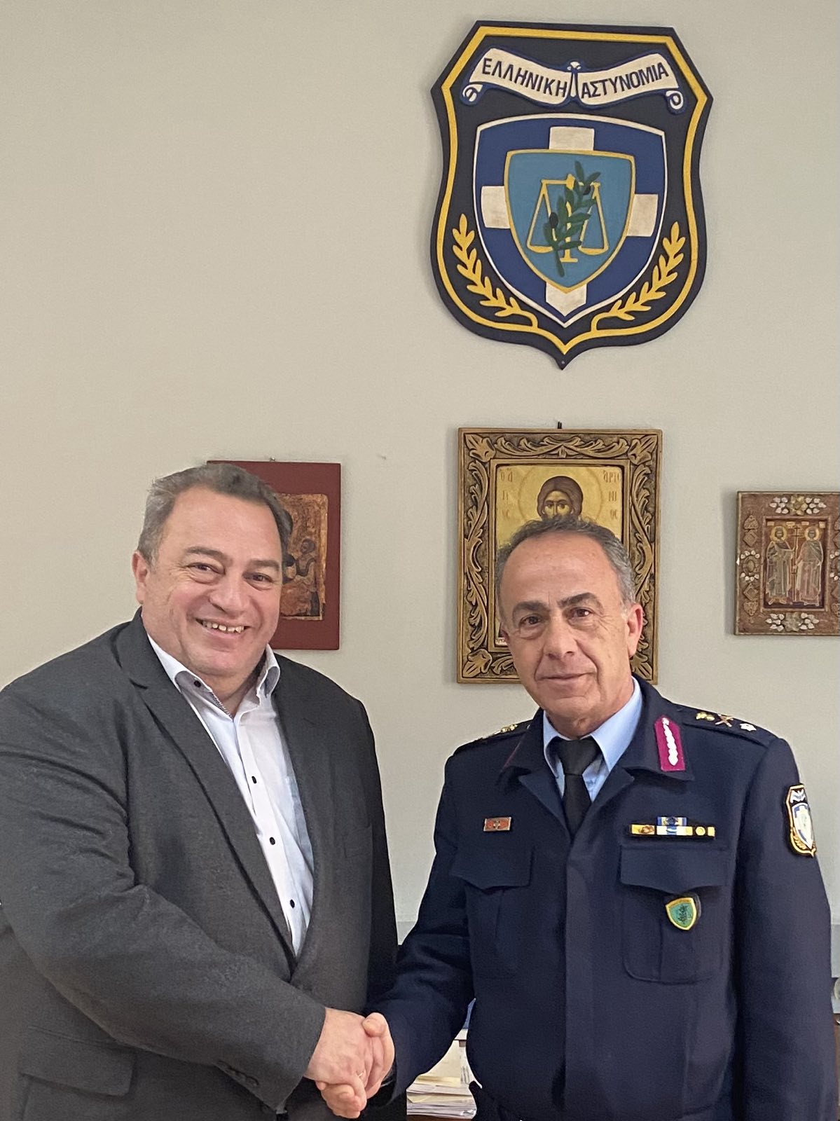 Κοντά στους Αστυνομικούς της Ροδόπης ο βουλευτης της ΝΔ Ευρυπίδης Στυλιανίδης Κοντά στους Αστυνομικούς της Ροδόπης ο βουλευτης της ΝΔ Ευρυπίδης Στυλιανίδης