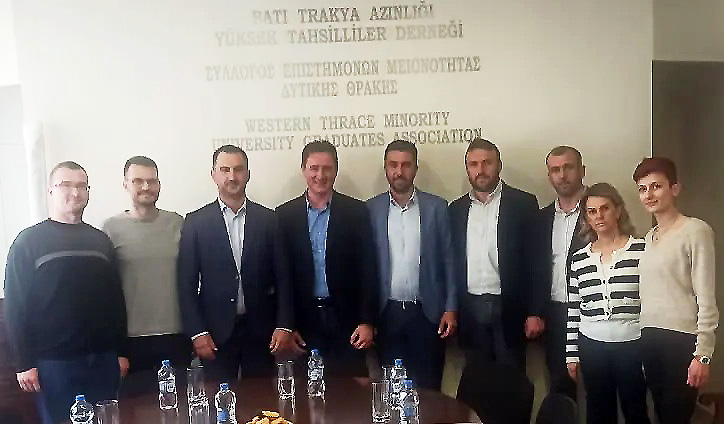Κομοτηνή: Συνάντηση του Προέδρου της Κ.Ο. “Νέας Αριστεράς” Aλ. Χαρίτση με το “Σύλλογο Ανώτατης Μόρφωσης Μειονότητας Δυτικής Θράκης” Κομοτηνή: Συνάντηση του Προέδρου της Κ.Ο. “Νέας Αριστεράς” Aλ. Χαρίτση με το “Σύλλογο Ανώτατης Μόρφωσης Μειονότητας Δυτικής Θράκης”