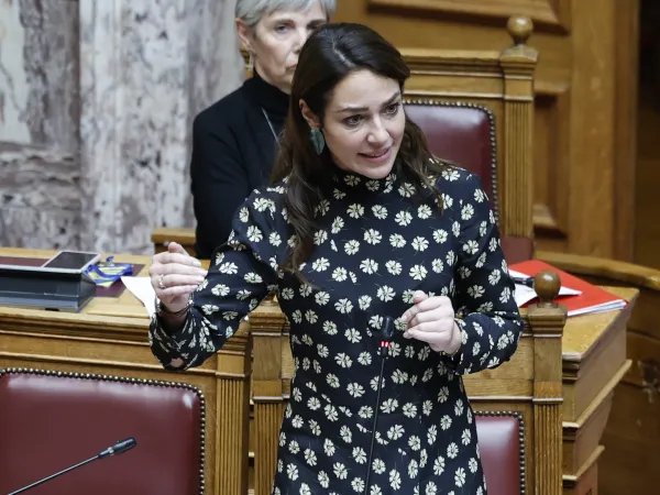 Ισοβιότητα αποκτούν οι τρίτεκνοι γονείς – Σταδιακή σύγκλιση με τους πολύτεκνους Ισοβιότητα αποκτούν οι τρίτεκνοι γονείς – Σταδιακή σύγκλιση με τους πολύτεκνους