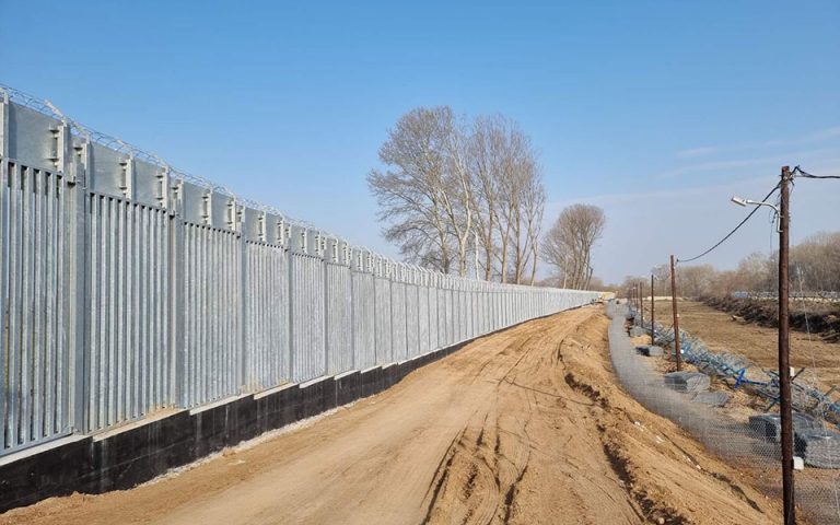 Έβρος:  Τον Μάιο υπογράφεται η σύμβαση για την νέα επέκταση του φράχτη