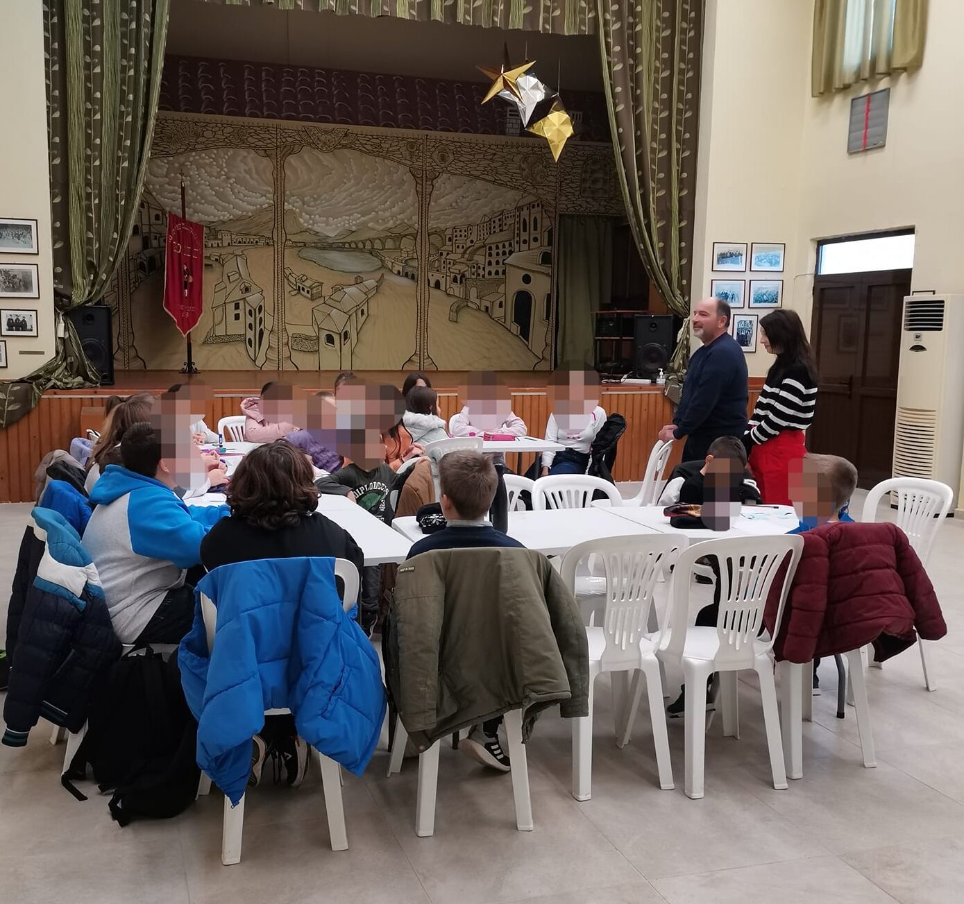 Κόσμιο: Σεμινάριο Δημιουργικής Γραφής για παιδιά Κόσμιο: Σεμινάριο Δημιουργικής Γραφής για παιδιά