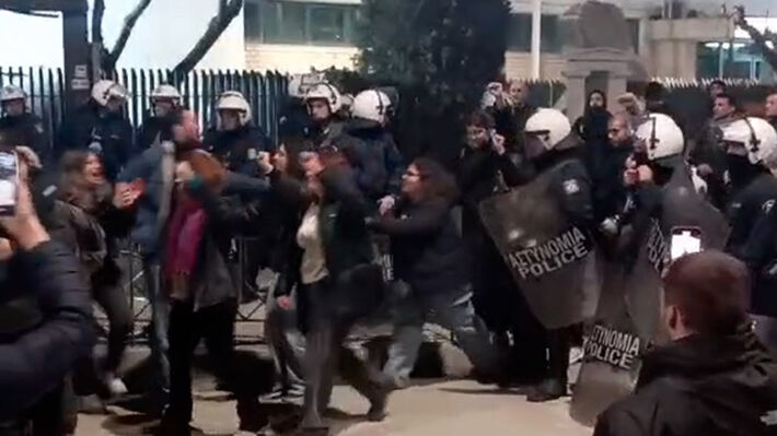 Ελεύθεροι αφέθηκαν όλοι οι φοιτητές Ελεύθεροι αφέθηκαν όλοι οι φοιτητές
