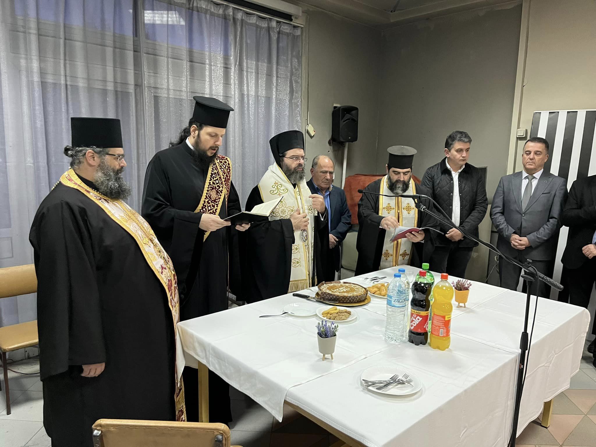 Κοπή βασιλόπιτας της “Ένωσης Επαγγελματιών και Βιοτεχνών Σαπών” (φωτος) Κοπή βασιλόπιτας της “Ένωσης Επαγγελματιών και Βιοτεχνών Σαπών” (φωτος)