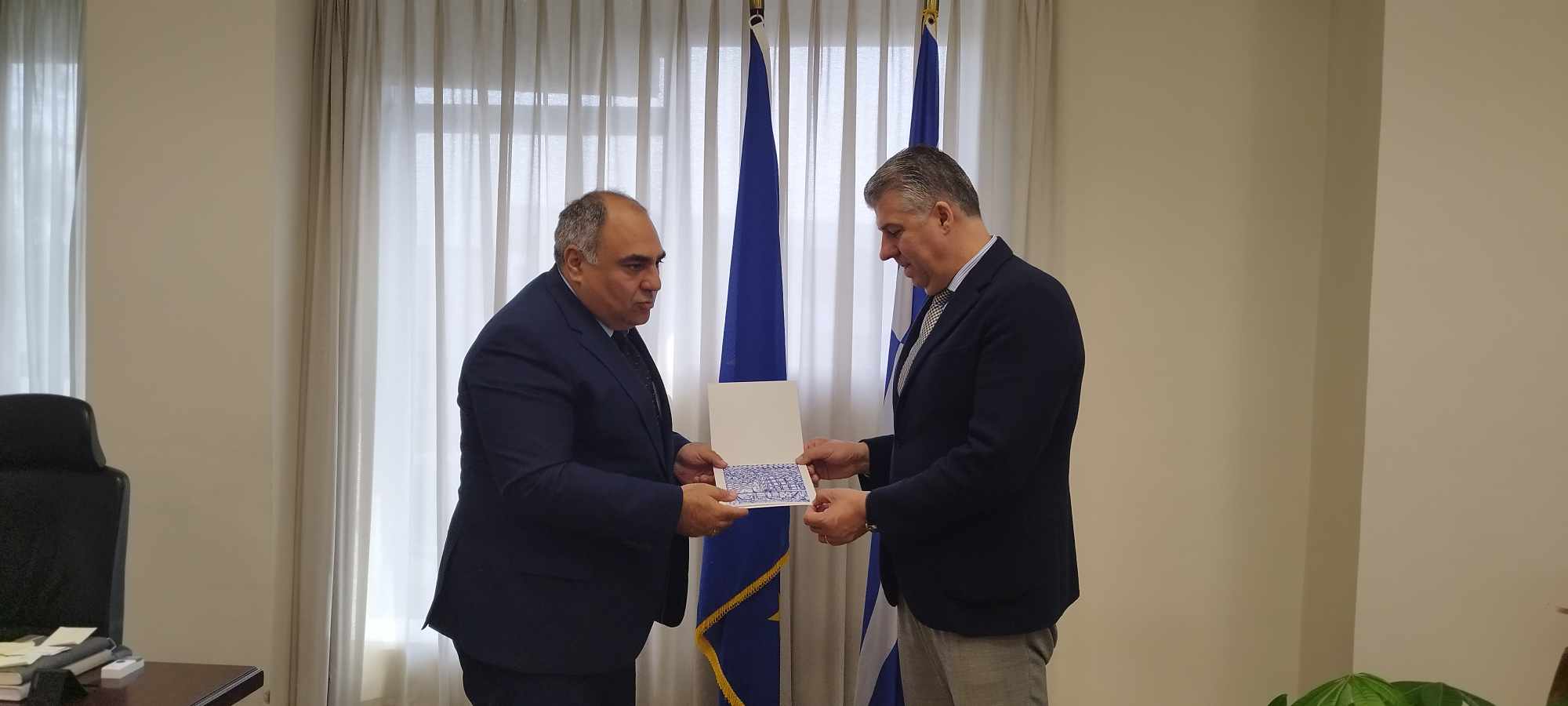 Συνάντηση του Περιφερειάρχη ΑΜΘ με τον Πρέσβη και τον Πρόξενο της Κυπριακής Δημοκρατίας στην Ελλάδα Συνάντηση του Περιφερειάρχη ΑΜΘ με τον Πρέσβη και τον Πρόξενο της Κυπριακής Δημοκρατίας στην Ελλάδα