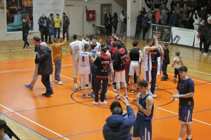 Β’ Εθνική: Λύγισε από το μπασκετικό «ξύλο» των Πεύκων και γνώρισε την δεύτερη εντός έδρας ήττα ο ΓΑΣ Κομοτηνή Β’ Εθνική: Λύγισε από το μπασκετικό «ξύλο» των Πεύκων και γνώρισε την δεύτερη εντός έδρας ήττα ο ΓΑΣ Κομοτηνή