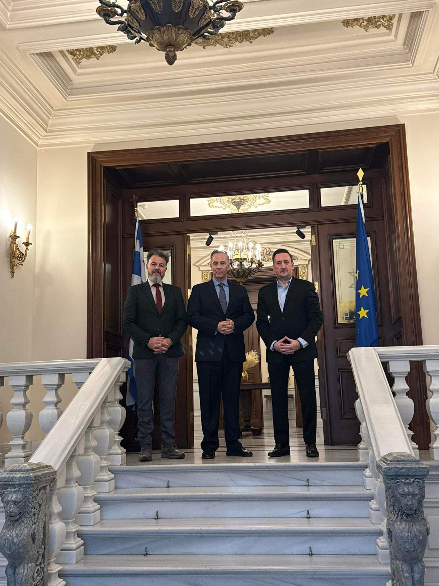 Ο Γιάννης Ζαμπούκης επισκέφτηκε τον Έλληνα Πρόξενο της Κωνσταντινούπολης Ο Γιάννης Ζαμπούκης επισκέφτηκε τον Έλληνα Πρόξενο της Κωνσταντινούπολης