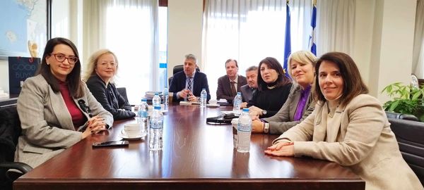 Ο Περιφερειάρχης ΑΜ-Θ συναντήθηκε με το Δ.Σ. του Δικηγορικού Συλλόγου Ροδόπης Ο Περιφερειάρχης ΑΜ-Θ συναντήθηκε με το Δ.Σ. του Δικηγορικού Συλλόγου Ροδόπης