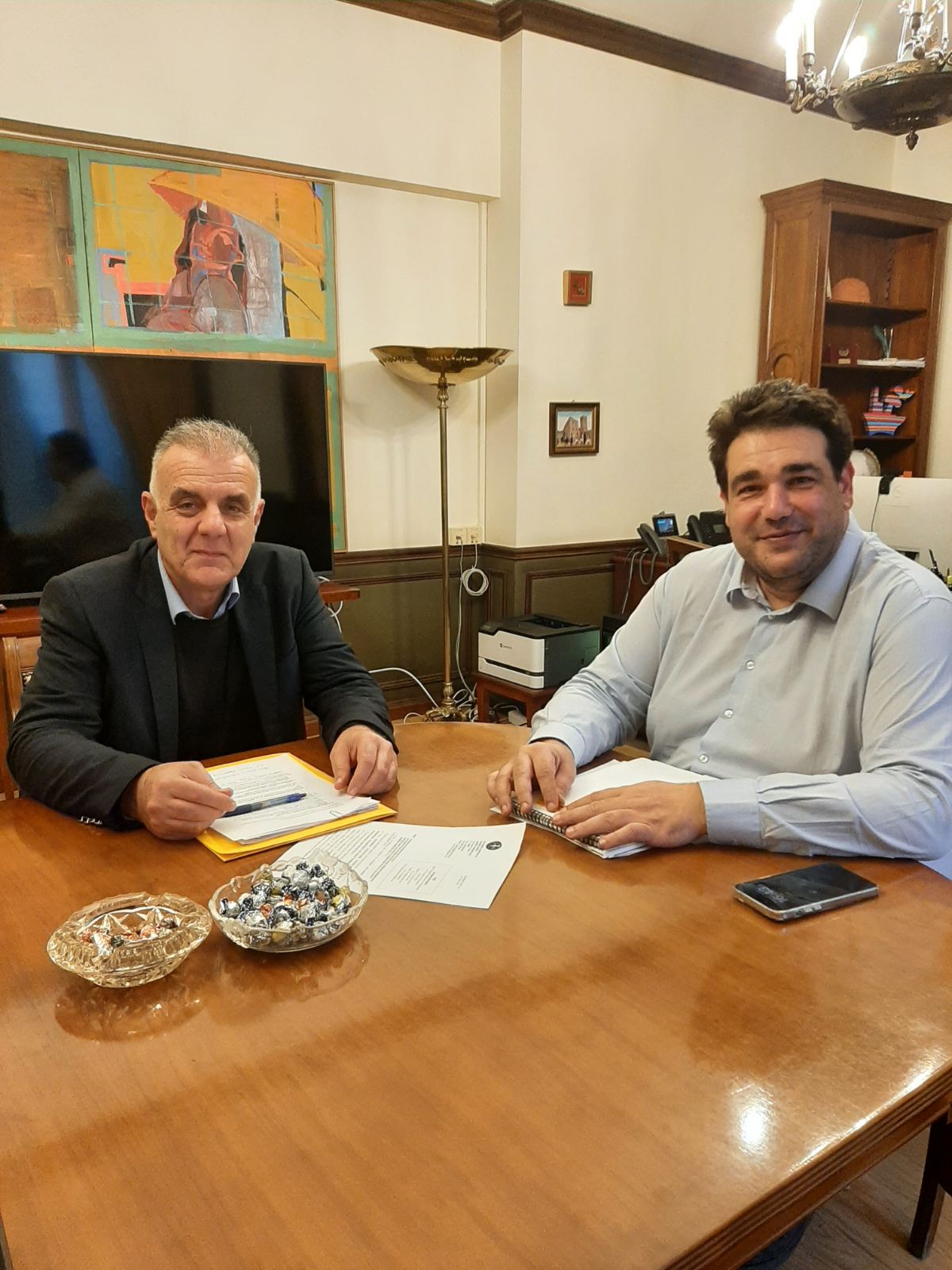 Ο Δήμαρχος Σαμοθράκης πραγματοποίησε σειρά επαφών στην Αθήνα Ο Δήμαρχος Σαμοθράκης πραγματοποίησε σειρά επαφών στην Αθήνα
