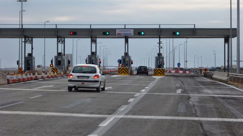 Έρχονται αυξήσεις στα διόδια και στις δωρεάν διελεύσεις της Εγνατίας Οδού