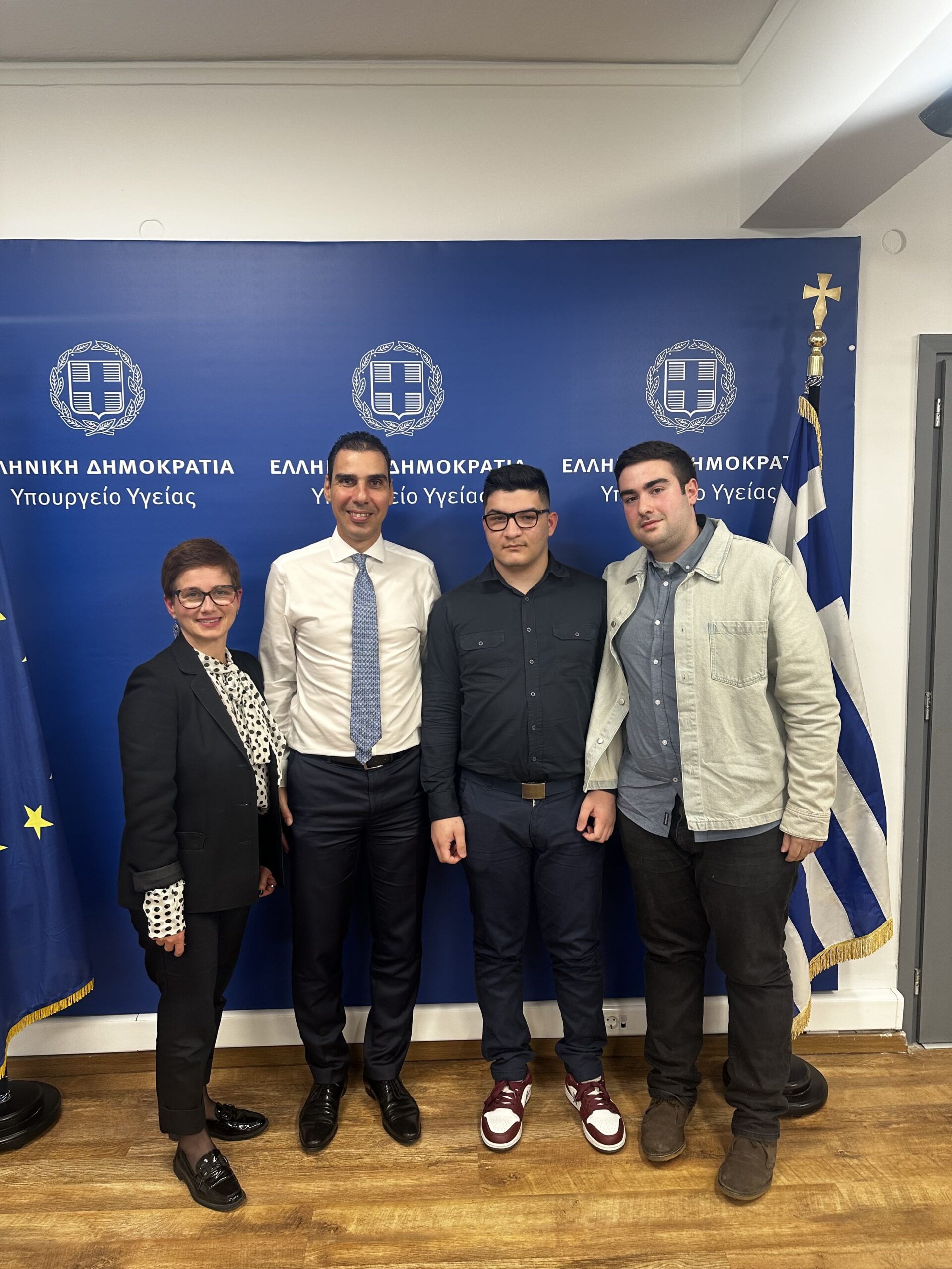 Οι “e-Αιμοδότες” Κομοτηνής συναντήθηκαν με τον Υφυπ.Υγείας Μάριο Θεμιστοκλέους, με σκοπό την παρουσίαση της ομώνυμης εφαρμογής τους Οι “e-Αιμοδότες” Κομοτηνής συναντήθηκαν με τον Υφυπ.Υγείας Μάριο Θεμιστοκλέους, με σκοπό την παρουσίαση της ομώνυμης εφαρμογής τους