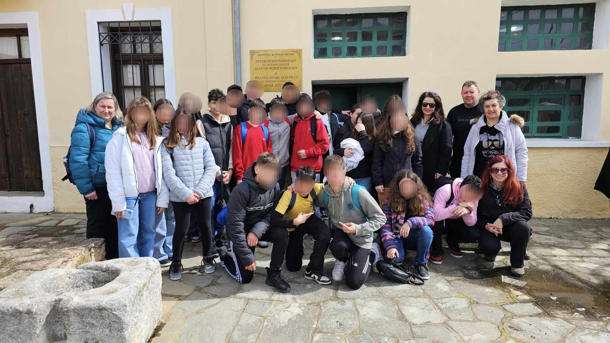 Μαθητές από τη Δράμα επισκέφτηκαν το Λαογραφικό Μουσείο Ξυλαγανής Μαθητές από τη Δράμα επισκέφτηκαν το Λαογραφικό Μουσείο Ξυλαγανής