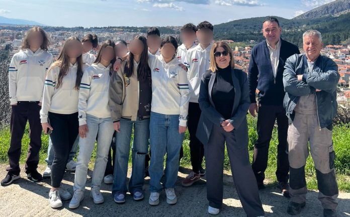 Μαθητές του 2ου ΓΕΛ Ξάνθης συνέβαλαν στον εθελοντικό καθαρισμό του Σαμακώβ Μαθητές του 2ου ΓΕΛ Ξάνθης συνέβαλαν στον εθελοντικό καθαρισμό του Σαμακώβ