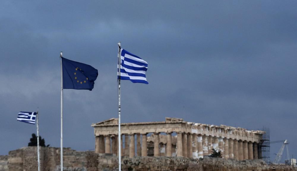 Financial Times: Το «ελληνικό παράδοξο»- Ισχυρή ανάπτυξη, μείωση χρέους, αλλά οι Έλληνες φτωχαίνουν.. Financial Times: Το «ελληνικό παράδοξο»- Ισχυρή ανάπτυξη, μείωση χρέους, αλλά οι Έλληνες φτωχαίνουν..