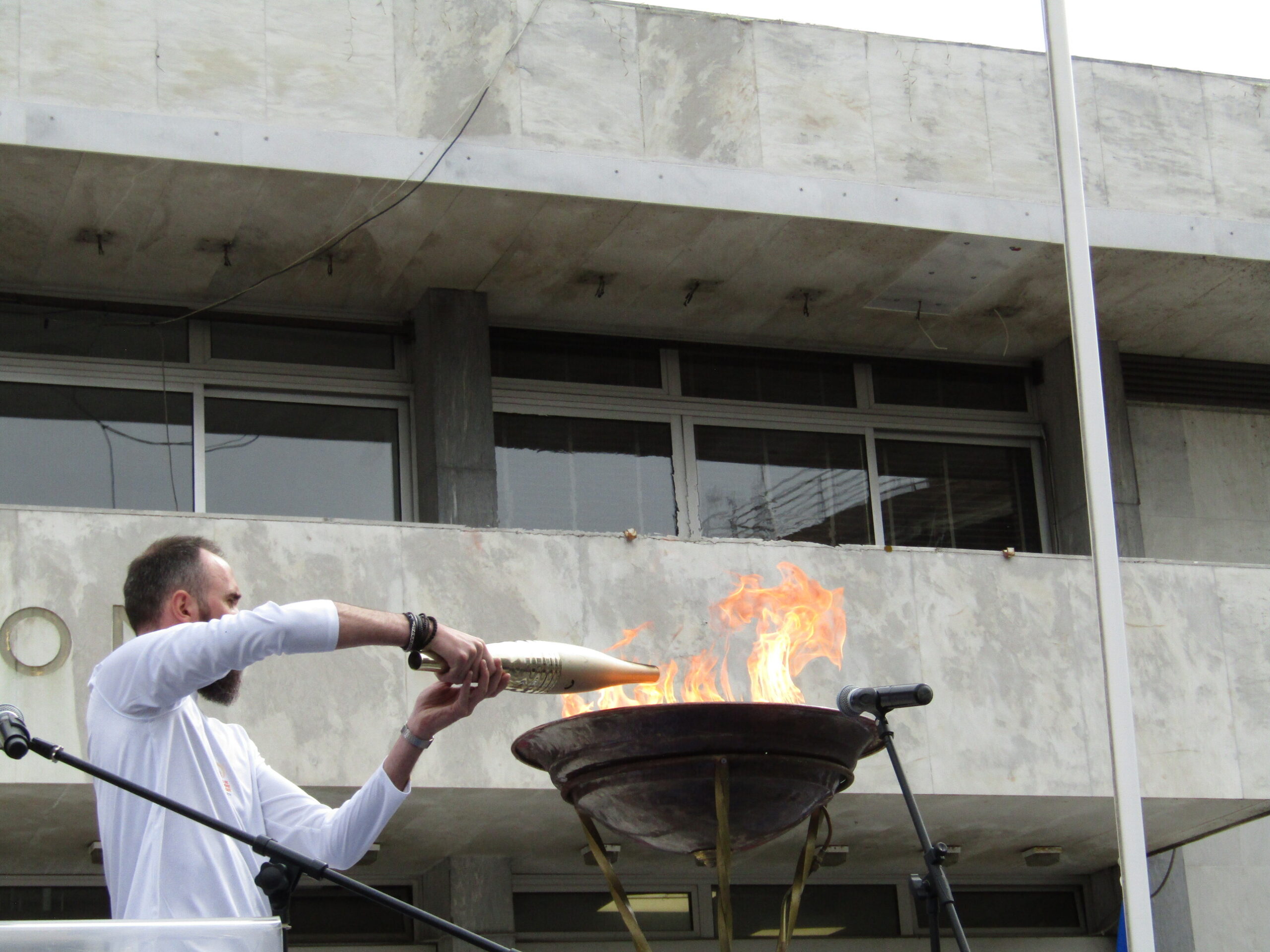 Η Ολυμπιακή Φλόγα άναψε στην Κομοτηνή ενόψει των Ολυμπιακών Αγώνων στο Παρίσι (φωτος)