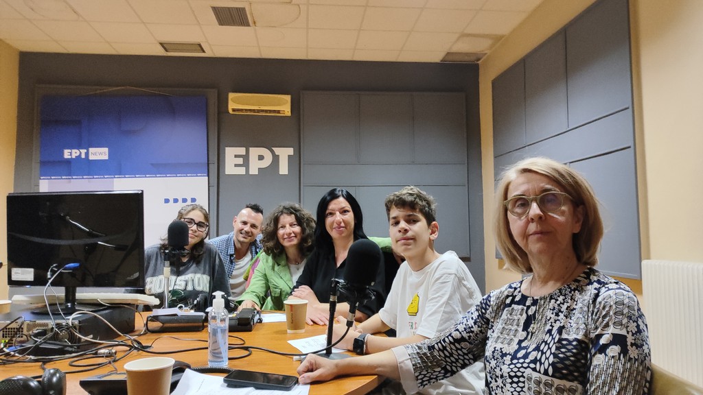 Στην ΕΡΤ Κομοτηνής φιλοξενήθηκε η ¨Ομάδα Κρούσης” των μαθητών του 1ου Γυμνασίου της πόλης Στην ΕΡΤ Κομοτηνής φιλοξενήθηκε η ¨Ομάδα Κρούσης” των μαθητών του 1ου Γυμνασίου της πόλης