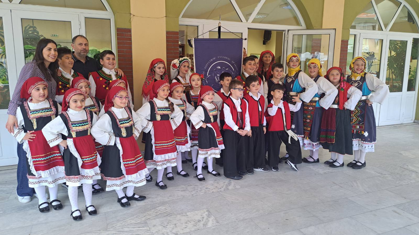 Συμμετοχή του Χορευτικού Συλλόγου Θρακών Κομοτηνής στο 16ο Παιδικό Φεστιβάλ Παραδοσιακών Χορών Καλαμπακίου Δράμας (φωτος) Συμμετοχή του Χορευτικού Συλλόγου Θρακών Κομοτηνής στο 16ο Παιδικό Φεστιβάλ Παραδοσιακών Χορών Καλαμπακίου Δράμας (φωτος)