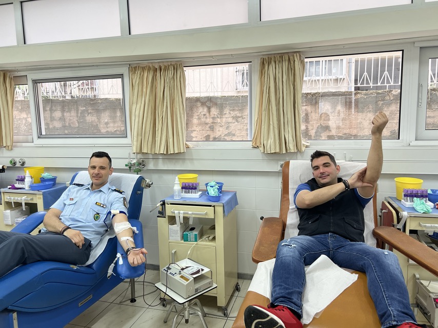 Ολοκληρώθηκε η Εθελοντική ΑΙμοδοσία που διοργάνωσε η Ένωση Αξιωματικών ΑΜΘ σε 6 πόλεις της Περιφέρειάς μας (φωτος) Ολοκληρώθηκε η Εθελοντική ΑΙμοδοσία που διοργάνωσε η Ένωση Αξιωματικών ΑΜΘ σε 6 πόλεις της Περιφέρειάς μας (φωτος)