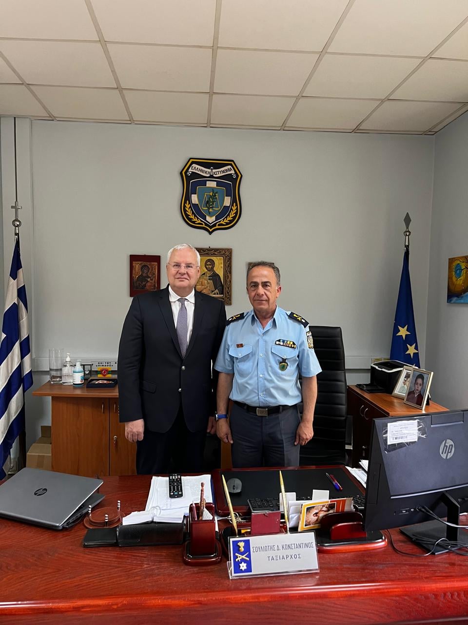 Κομοτηνή: Συναντήσεις του βουλευτή ΠΑΣΟΚ-ΚΙΝΑΛ Ροδόπης, Ιλχάν Αχμέτ, με τον Αστυνομικό Δ/ντή Ροδόπης και τον Ιατρικό Σύλλογο Ροδόπης Κομοτηνή: Συναντήσεις του βουλευτή ΠΑΣΟΚ-ΚΙΝΑΛ Ροδόπης, Ιλχάν Αχμέτ, με τον Αστυνομικό Δ/ντή Ροδόπης και τον Ιατρικό Σύλλογο Ροδόπης