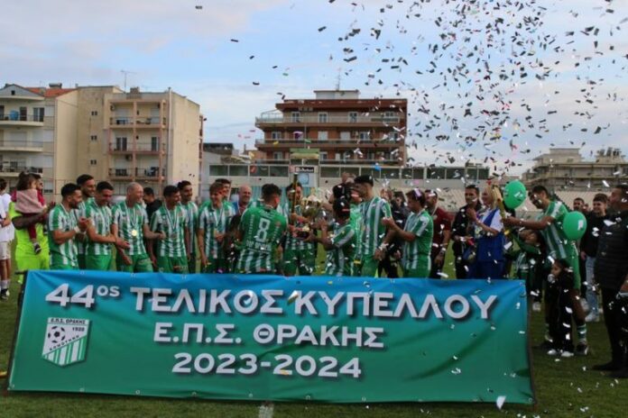 ΕΠΣ Θράκης: Κυπελλούχος για τέταρτη διαδοχική χρονιά ο Πανθρακικός επικράτησε στον μεγάλο τελικό της Δόξας Ν. Σιδηροχωρίου ΕΠΣ Θράκης: Κυπελλούχος για τέταρτη διαδοχική χρονιά ο Πανθρακικός επικράτησε στον μεγάλο τελικό της Δόξας Ν. Σιδηροχωρίου
