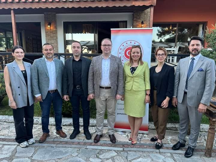 Ίασμος: Γεύμα του Τούρκου Πρόξενου Κομοτηνής σε μειονοτικούς φορείς, στα πλαίσια της “Εβδομάδας Τουρκικής Κουζίνας” (φωτος) Ίασμος: Γεύμα του Τούρκου Πρόξενου Κομοτηνής σε μειονοτικούς φορείς, στα πλαίσια της “Εβδομάδας Τουρκικής Κουζίνας” (φωτος)