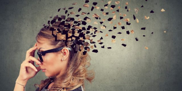 Αλτσχάιμερ: Μπορεί να ευθύνεται συγκεκριμένη κατηγορία γεγονότων στην παιδική ή τη μέση ηλικία μας, για την εκδήλωση της νόσου Αλτσχάιμερ: Μπορεί να ευθύνεται συγκεκριμένη κατηγορία γεγονότων στην παιδική ή τη μέση ηλικία μας, για την εκδήλωση της νόσου