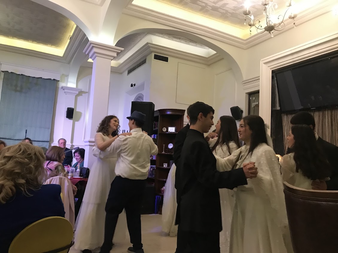 Λέσχη Κομοτηναίων: Ταξίδι σε άλλες εποχές μας πήγε ο Πολιτιστικός Σύλλογος Περιοχής Βυζαντινού Φρουρίου, με καντάδες και ρομαντικούς χορούς (φωτος) Λέσχη Κομοτηναίων: Ταξίδι σε άλλες εποχές μας πήγε ο Πολιτιστικός Σύλλογος Περιοχής Βυζαντινού Φρουρίου, με καντάδες και ρομαντικούς χορούς (φωτος)