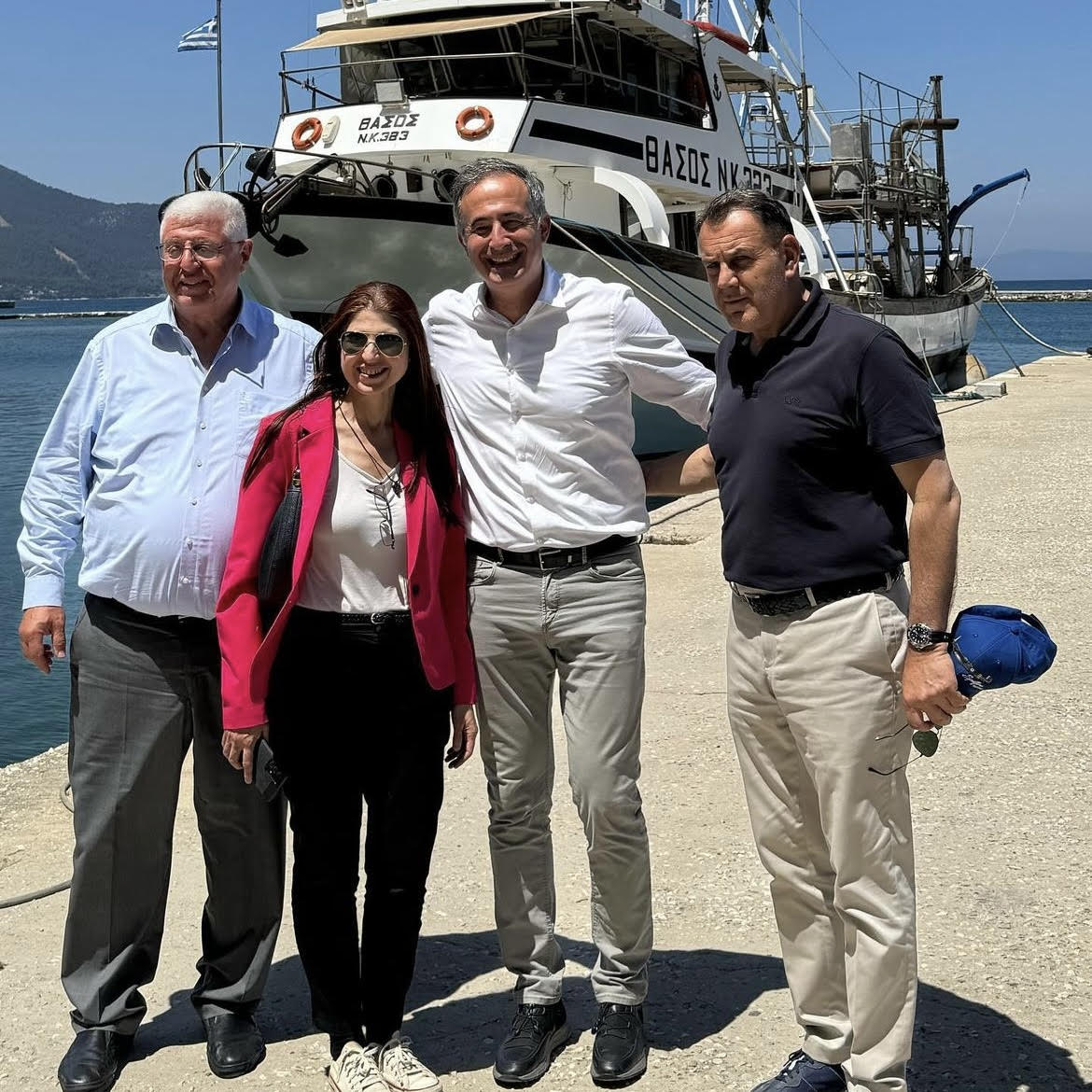 Επίσκεψη στη Θάσο του υφυπουργού Μακεδονίας Θράκης, Στάθη Κωνσταντινίδη, με κλιμάκιο της Νέας Δημοκρατίας (φωτος) Επίσκεψη στη Θάσο του υφυπουργού Μακεδονίας Θράκης, Στάθη Κωνσταντινίδη, με κλιμάκιο της Νέας Δημοκρατίας (φωτος)