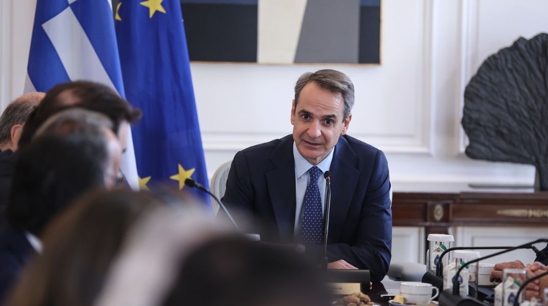 Οι κινήσεις Μητσοτάκη μετά τις Ευρωεκλογές δείχνουν ότι ο ανασχηματισμός έρχεται άμεσα Οι κινήσεις Μητσοτάκη μετά τις Ευρωεκλογές δείχνουν ότι ο ανασχηματισμός έρχεται άμεσα