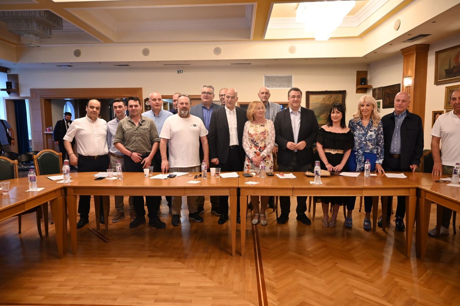 Επίσκεψη κλιμακίου της Νέας Δημοκρατίας στις Σέρρες ενόψει των ευρωεκλογών της 9ης Ιουνίου 2024 (φωτος) Επίσκεψη κλιμακίου της Νέας Δημοκρατίας στις Σέρρες ενόψει των ευρωεκλογών της 9ης Ιουνίου 2024 (φωτος)