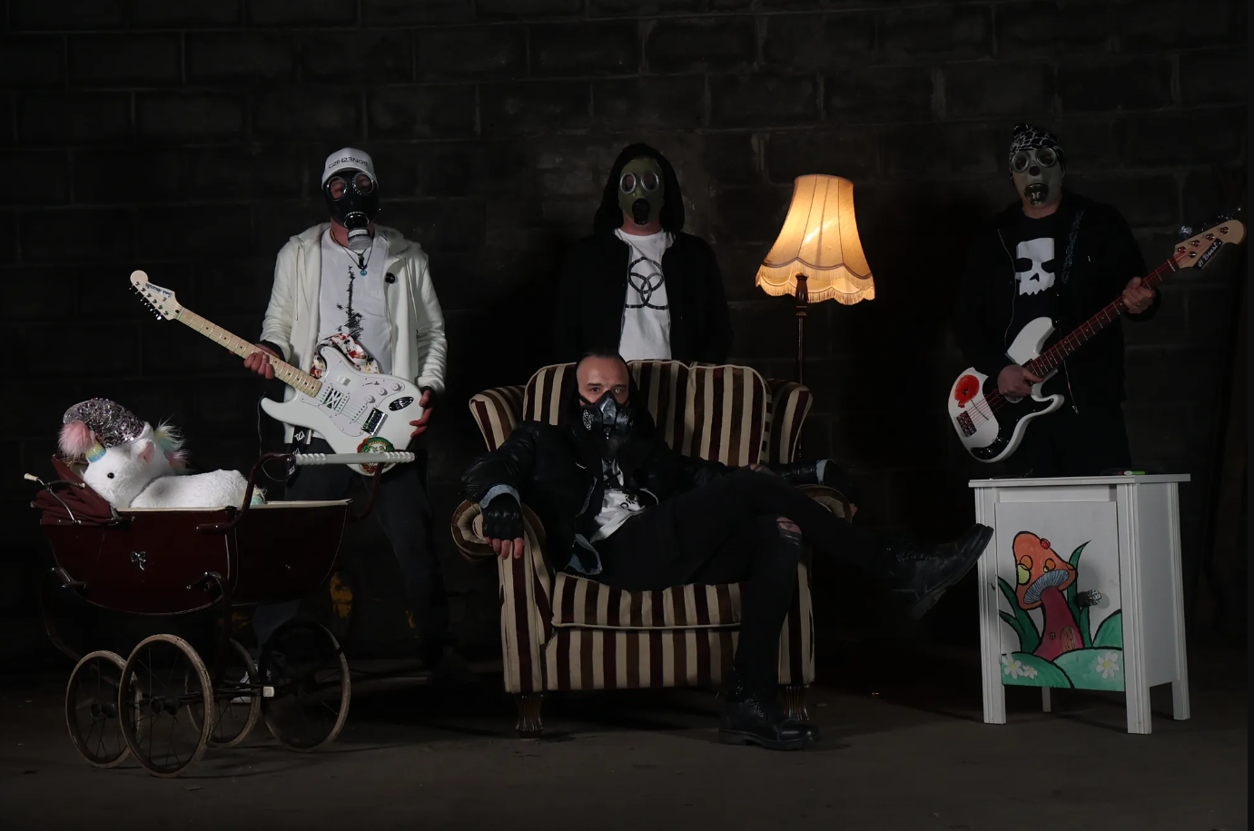 CHIRAL – Nέο Single “In The Company Of Wolves” CHIRAL – Nέο Single “In The Company Of Wolves”
