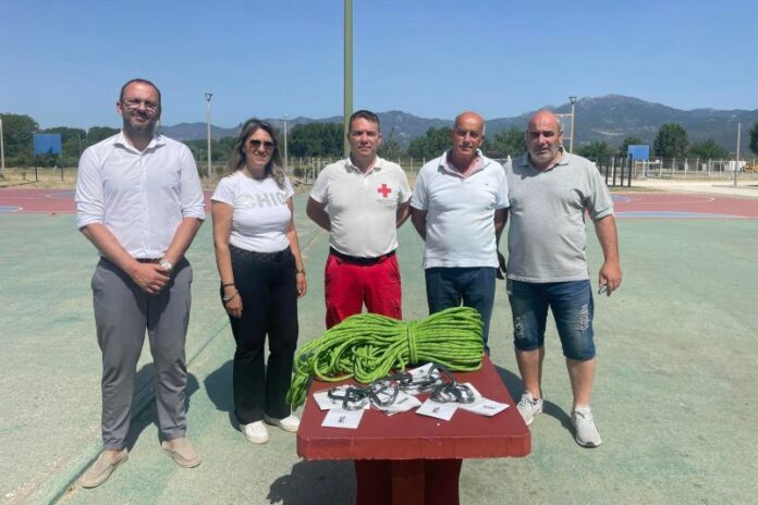 Δώρισε εξοπλισμό στον Ερυθρό Σταυρό το Πανθρακικό Στάδιο Κομοτηνής