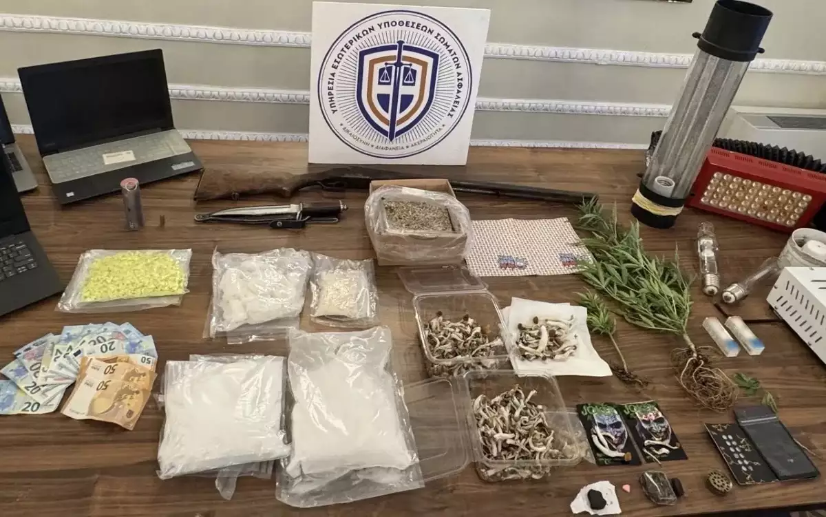 Ειδικός φρουρός σε μεγάλο κύκλωμα ναρκωτικών Ειδικός φρουρός σε μεγάλο κύκλωμα ναρκωτικών