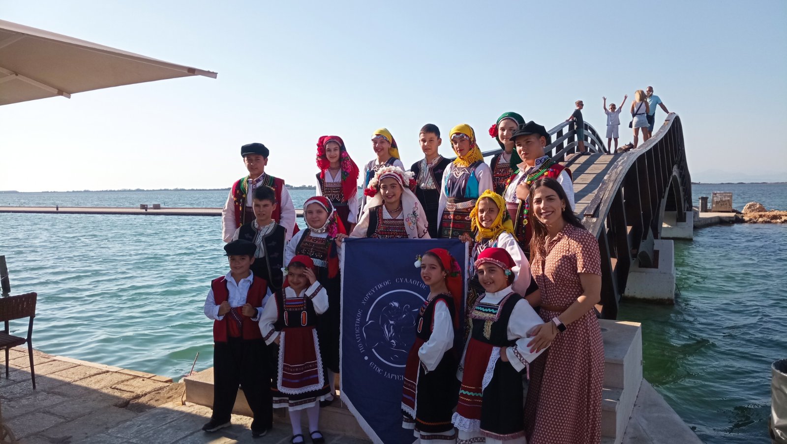 Ο Σύλλογος Θρακών Κομοτηνής στη Λευκάδα για τη 15η Γιορτή Παραδοσιακών Χορών Νεανικών Χορευτικών Τμημάτων (φωτος) Ο Σύλλογος Θρακών Κομοτηνής στη Λευκάδα για τη 15η Γιορτή Παραδοσιακών Χορών Νεανικών Χορευτικών Τμημάτων (φωτος)