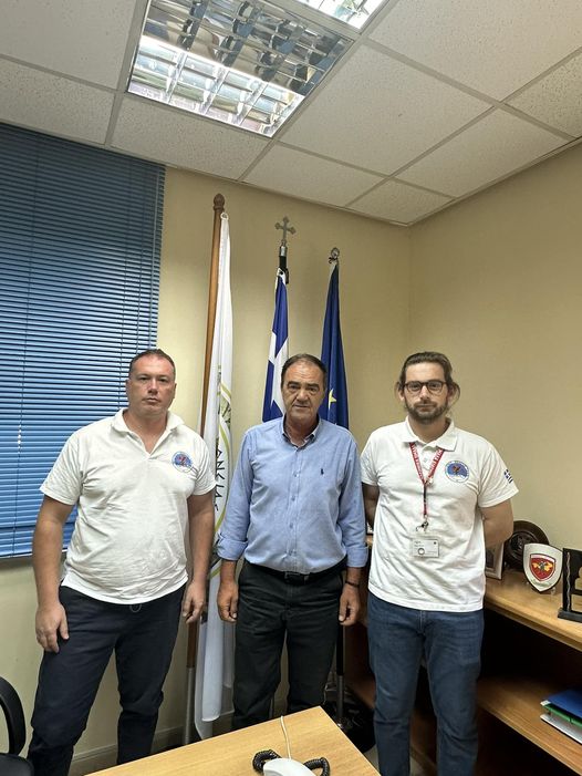 Η Ελληνική Ομάδα Διάσωσης- Παράρτημα Ν.Ροδόπης στον Δήμαρχο Μαρώνειας-Σαπών Η Ελληνική Ομάδα Διάσωσης- Παράρτημα Ν.Ροδόπης στον Δήμαρχο Μαρώνειας-Σαπών