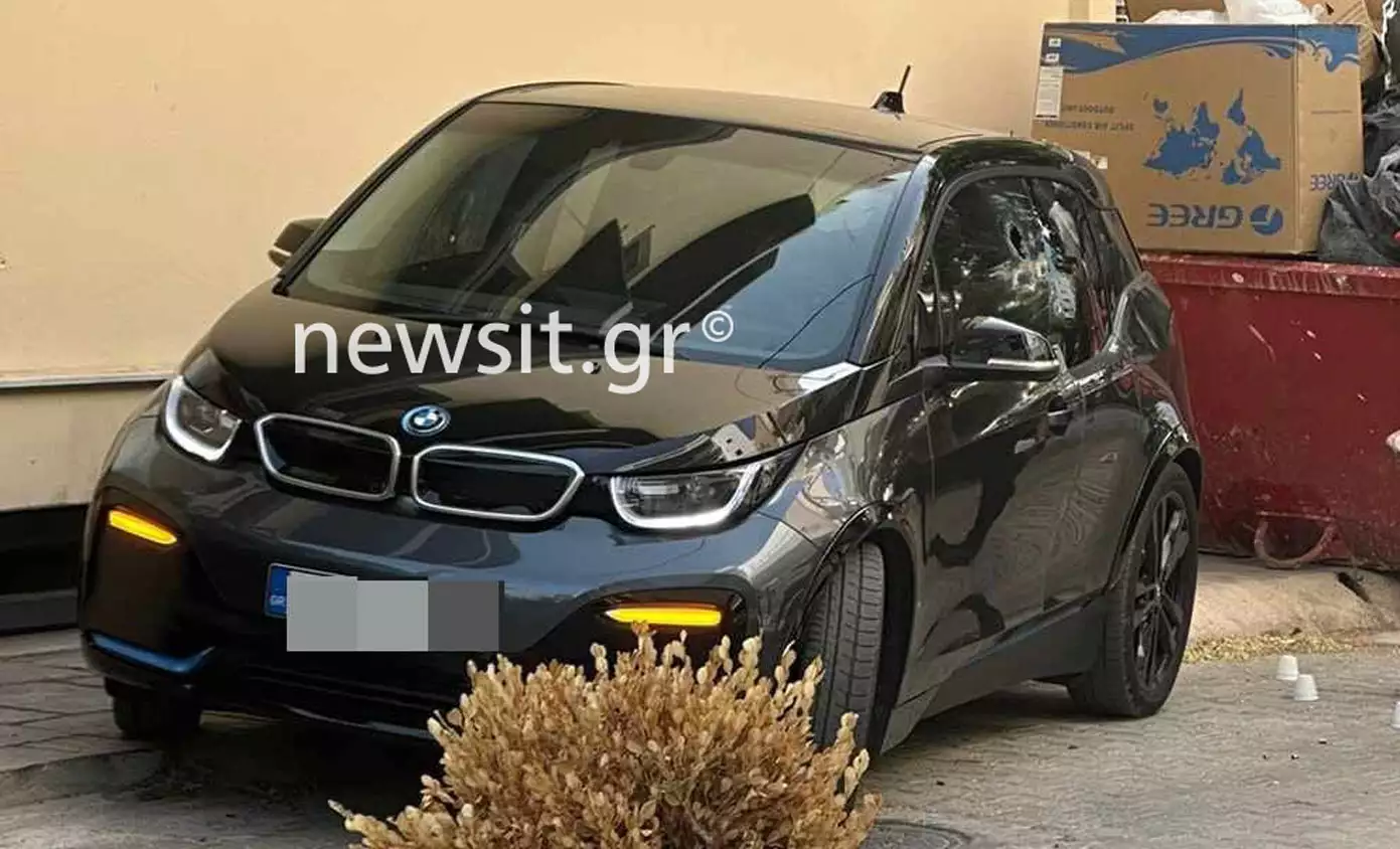 Πριν από λίγο! Πυροβόλησαν και σκότωσαν άνδρα μέσα στο αυτοκίνητό του στο Ψυχικό Πριν από λίγο! Πυροβόλησαν και σκότωσαν άνδρα μέσα στο αυτοκίνητό του στο Ψυχικό